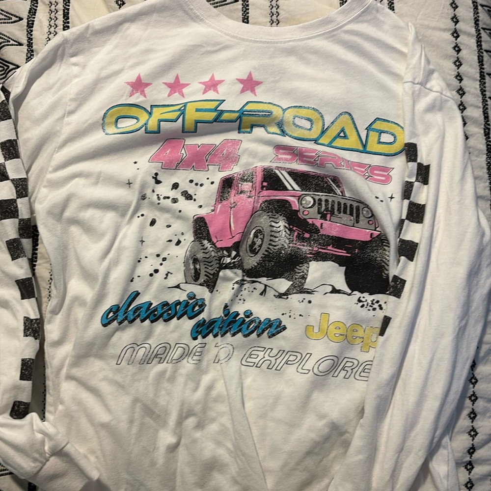 White long sleeve jeep shirt for girls